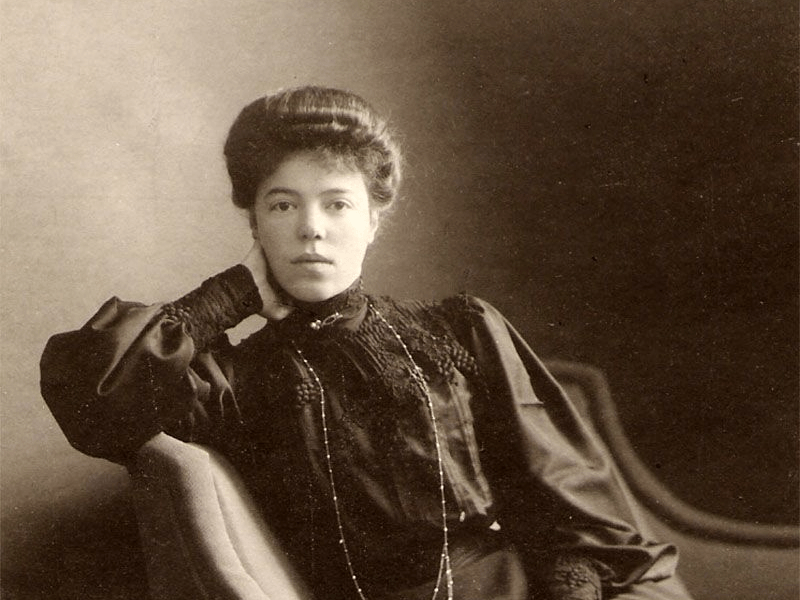 От Николаевской до Сергиевской: загадки забытых монограмм (с посещением дворца Ольги Александровны)