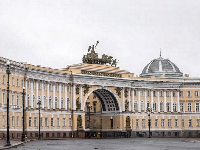 Триумфальные арки и ворота  в предновогоднем Петербурге! (с посещением культурного пространства «Новая Голландия»)